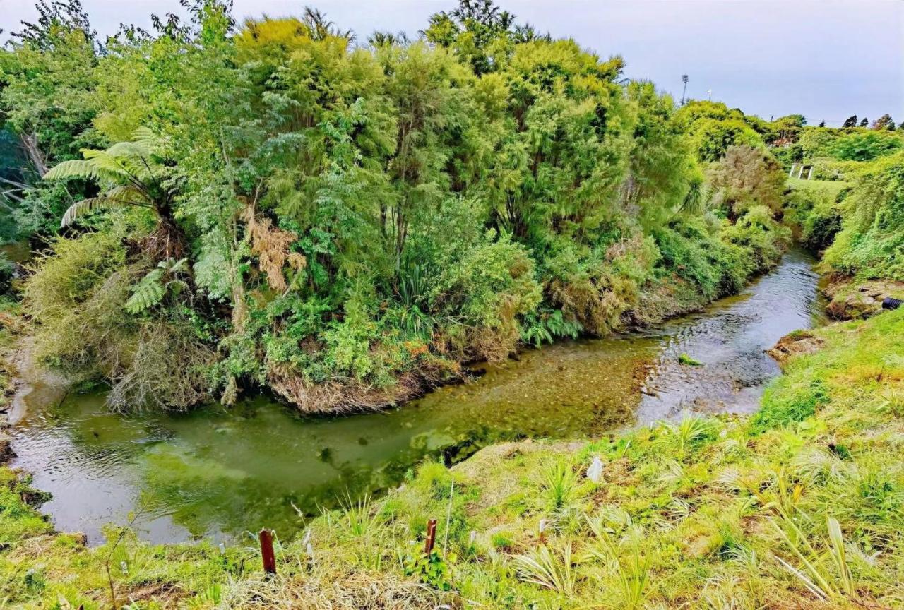 Tranquil Stream Villa Rotorua Buitenkant foto